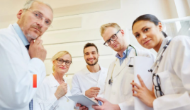 Cómo prepararte para alcanzar el éxito profesional como médico